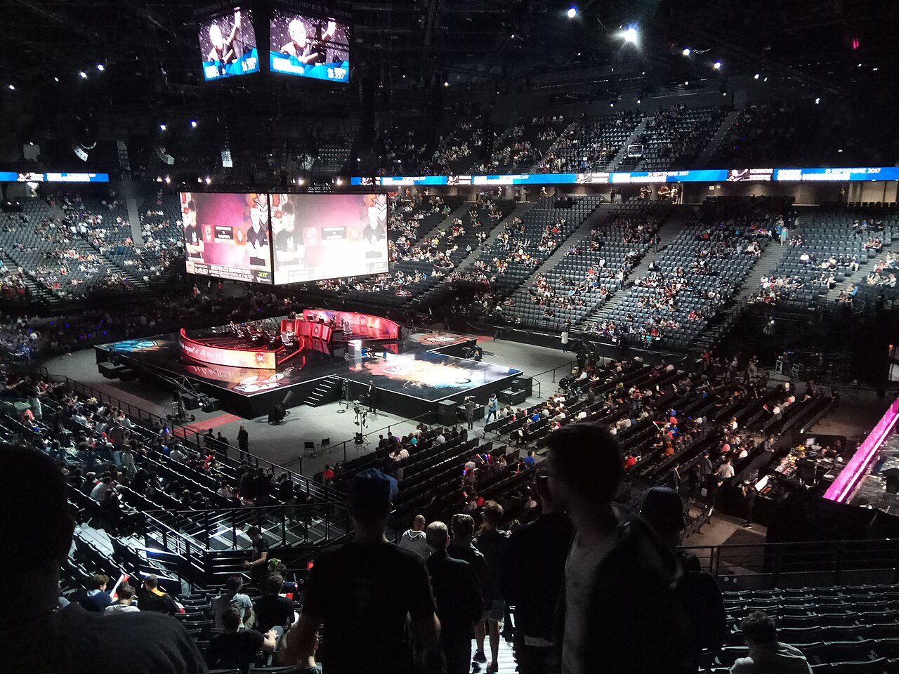 LCS Summer Split 2017 in Paris