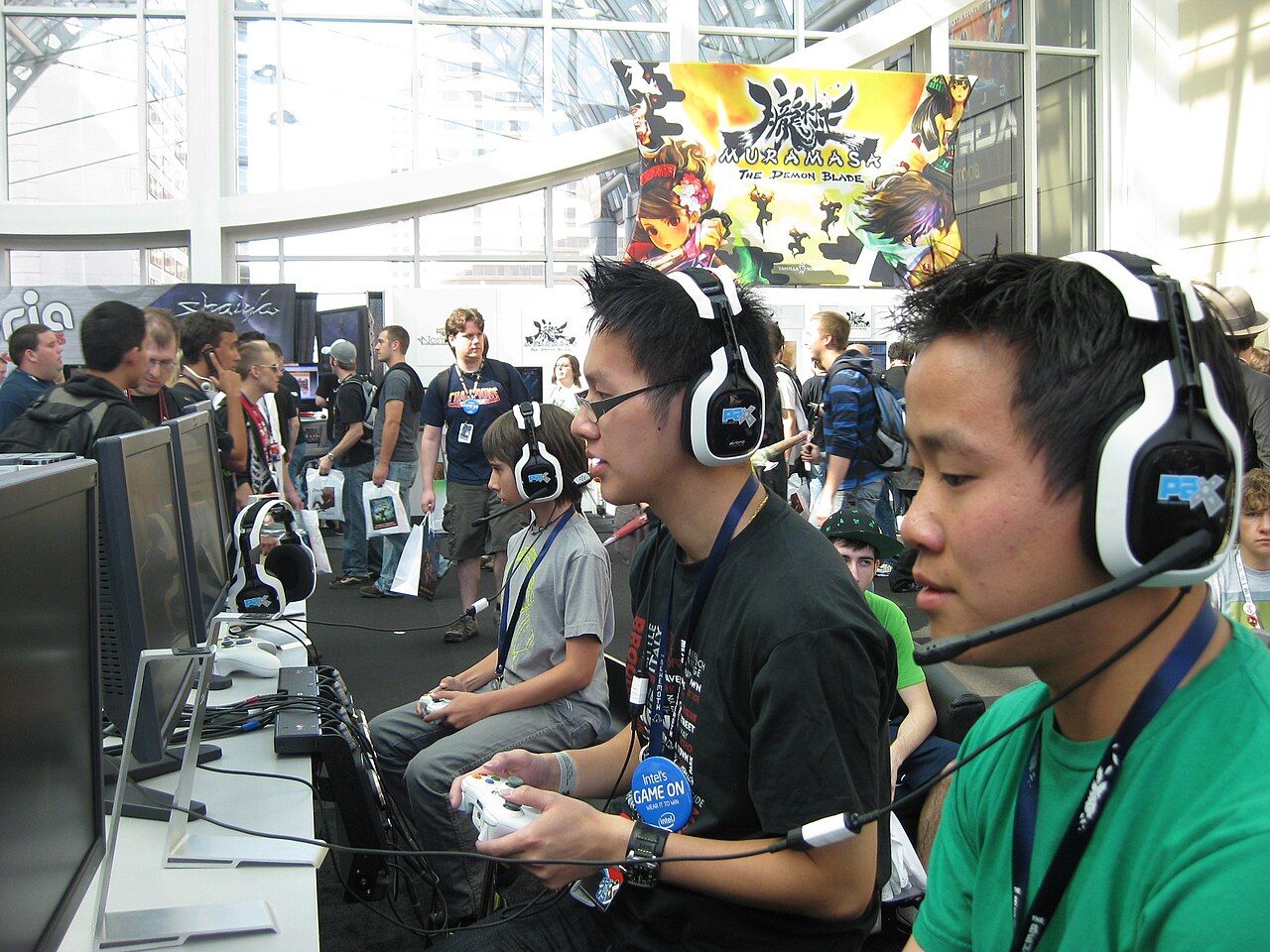 PAX 2009 Gaming (3909075372)